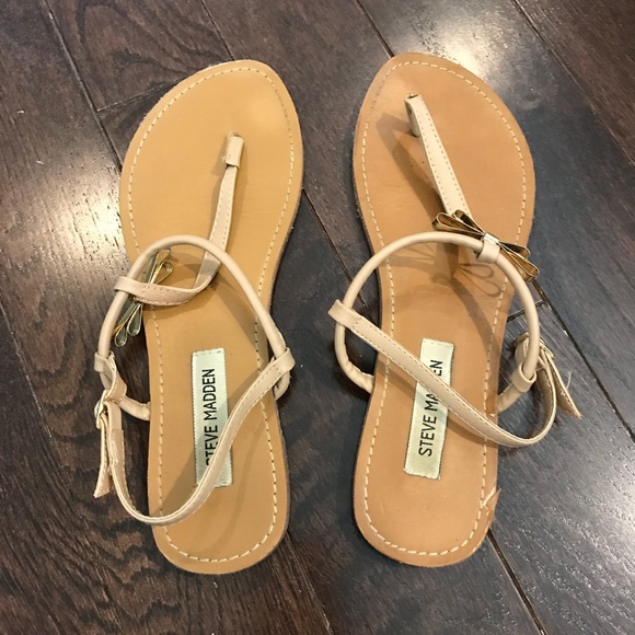 Steve Madden Flat Thong Sandals Size 9 - Picture 2 of 5